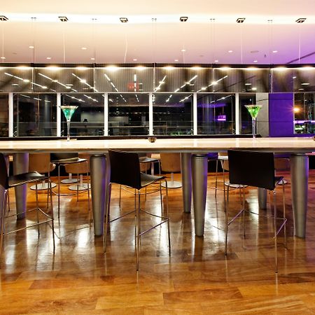 Holiday Inn Santo Domingo By Ihg Dış mekan fotoğraf The interior of the lounge