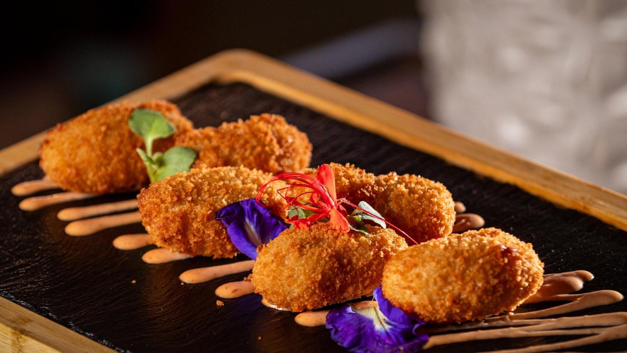 Holiday Inn Santo Domingo By Ihg Dış mekan fotoğraf Deep-fried breaded tofu